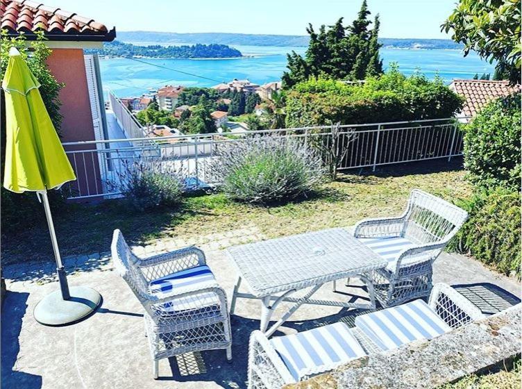 Tiny Shell House Apartamento Portorož Exterior foto